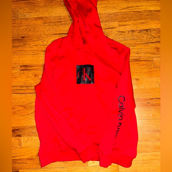 Men’s size Large Calvin Klein Hoodie in the color red - Picture 1 of 3